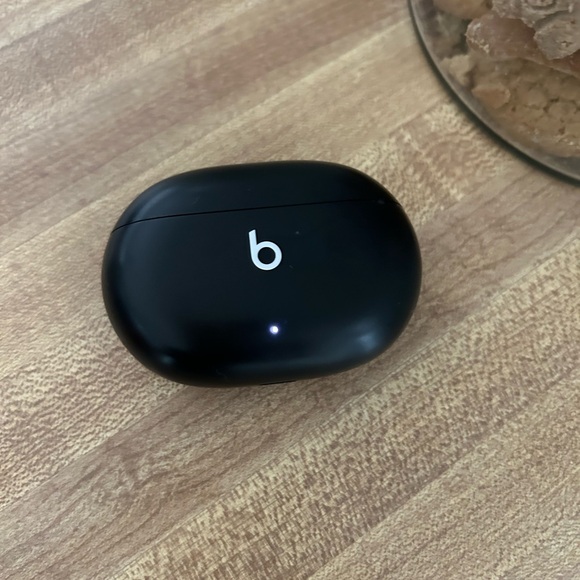 Beats barely used. Comes with charger.